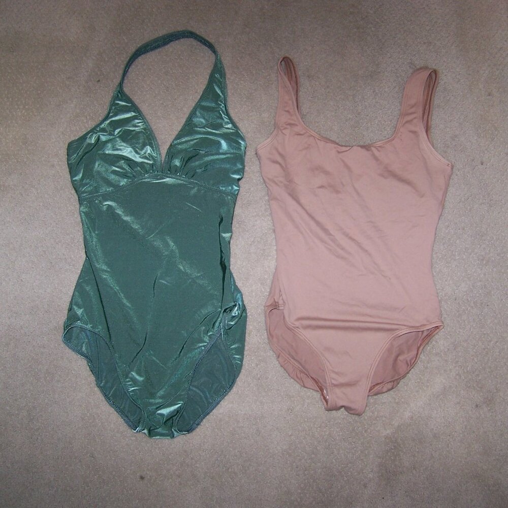 Lot 2 Dancee Leotard plus bonus skirt and legwarmers!